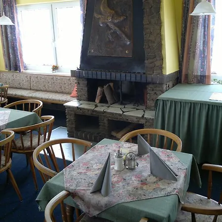 Hotel Mandl *