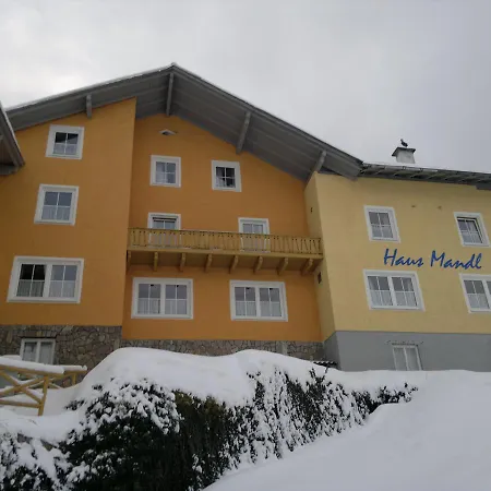 Hotel Mandl *